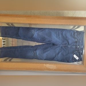 Old Navy Rockstar super skinny, size ramge 8-12, nwt